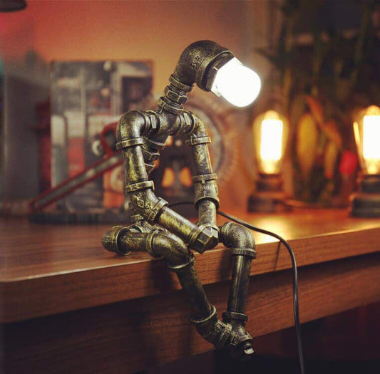 Noir & Vive RoboLamp